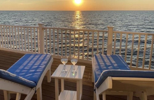 Green Creek Casa | WATERFRONT HOME IN PIERCES POINT (3BR/2BA) NEAR CAPE MAY AND WILDWOOD!