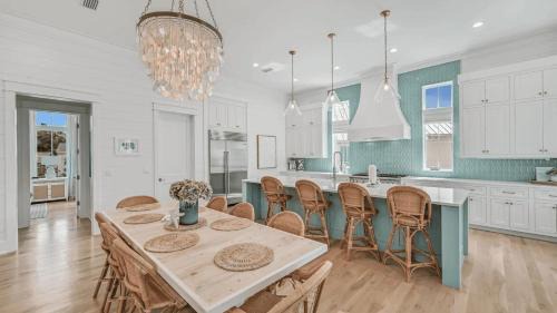 Dune Allen Beach Casa | Sunset Pointe 30A by AvantStay Gulf Views Carriage Pool