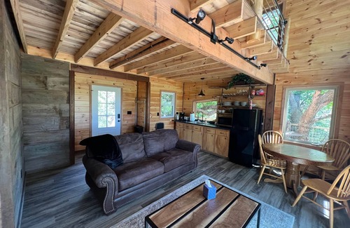 Greenwich Casa | Sunset Reset TreeHouse
