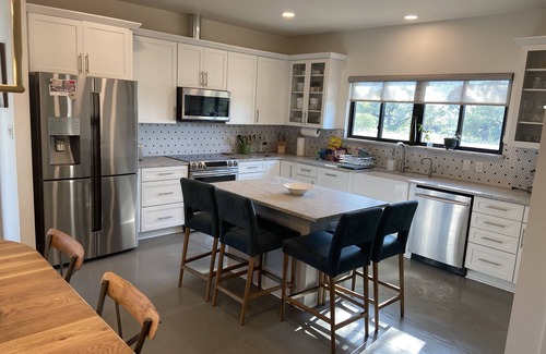 Austin Casa | Sunset Retreat on Acreage - Short Drive to Downtown