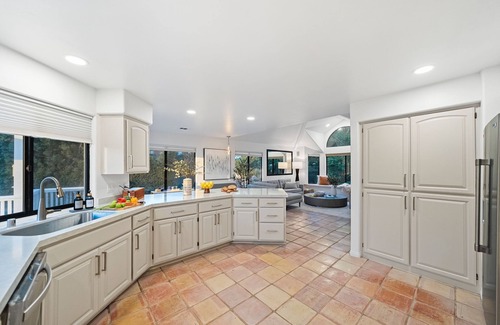 Fallbrook Casa | Sunset Ridge: Heated Pool Spa Zen Path Views EV Golf Family Friendly
