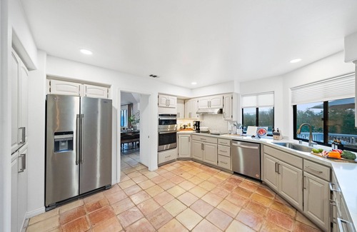 Fallbrook Casa | Sunset Ridge: Heated Pool Spa Zen Path Views EV Golf Family Friendly