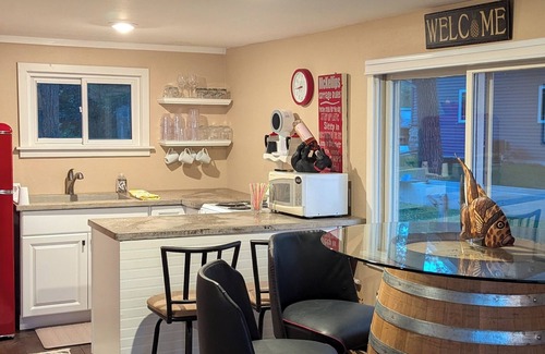Biron Cabaña | Sunset River Vacation! Boat Dock; Pet friendly; Sleeps 9