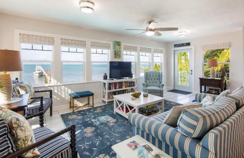 Marathon Casa | Sunset Sanctuary