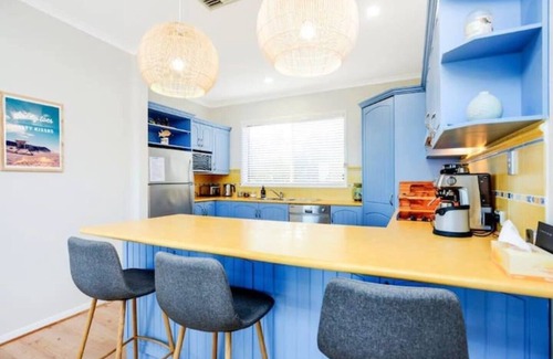 Goolwa Beach Casa | Sunset Sands - Spacious Beach Oasis with Stunning Views and Amenities.