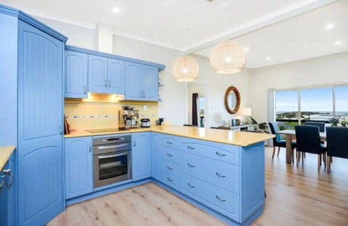 Goolwa Beach Casa | Sunset Sands - Spacious Beach Oasis with Stunning Views and Amenities.