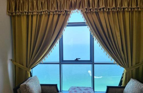 Rumailah Apartamento | Sunset Sea view Furnish Apartment