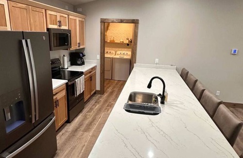 New Lisbon Casa | Sunset Serenity at Castle Rock