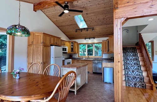 Bala Cabaña | Sunset Shores Muskoka