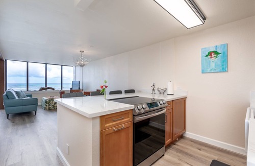 Mokuleia Condominio | Sunset Shores - Waialua Oceanfront Retreat - 90 Day Rental