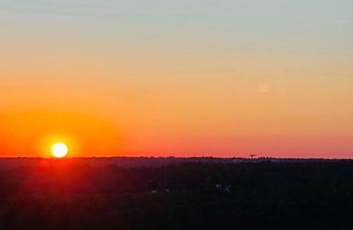 Tapiola Apartamento | Sunset Suite - Seaview & Free Parking