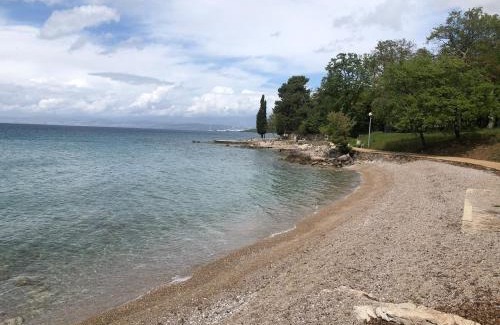 Njivice Apartamento | Sunset Terrace 70m2 Apartment - 50m to the beach