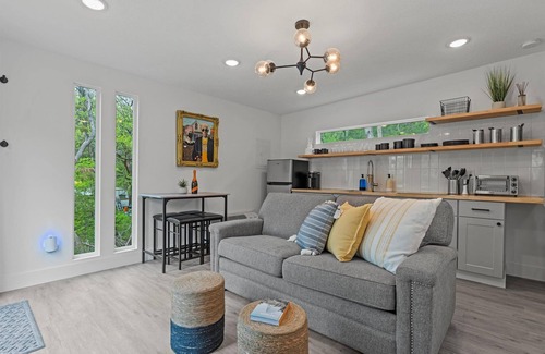 Linn Valley Apartamento | Sunset Tiny House at Linn Valley Lakes