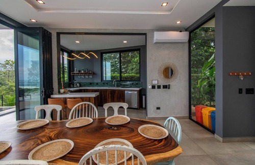 Ballena Villa | VILLA UNIQUE, Ocean view, close to beach & no 4x4 needed