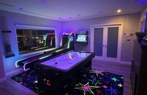 Middletown Casa | Sunset Views Spa Pool Game Room BBQ Firepit
