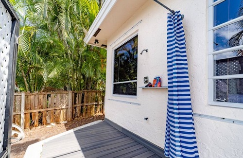 Eastern Shores Villa | Sunset Villa ★4BDR/3BATH★Deluxe★Water View Wonder