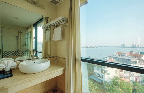 Tay Ho Hotel | Sunset Westlake Hanoi Hotel