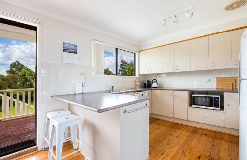 Culburra Beach Casa | Sunsets - Family Friendly, Affordable