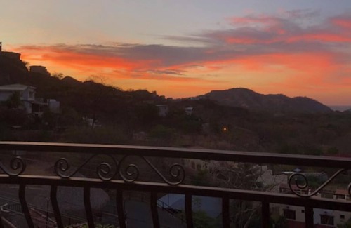 Coco Condominio | Sunsets from Heaven !