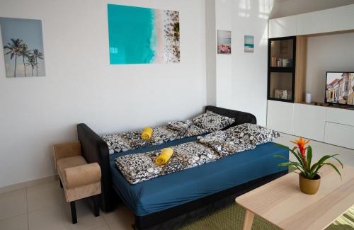 Gyor Apartamento | Sunshine Apartman with Free Parking