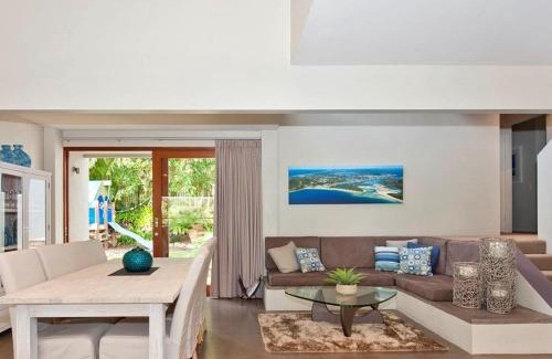 Sunshine Beach Casa | Sunshine Beach Retreat, Pool, Backyard