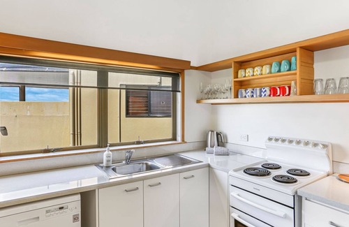 Sunshine Beach Casa | Escondite privado con tarjeta postal con vista al mar