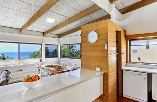Sunshine Beach Casa | Escondite privado con tarjeta postal con vista al mar