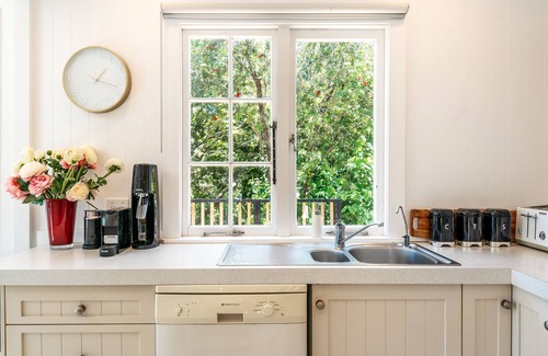 Palm Beach Cabaña | Sunshine Cottage at Palm Beach | Be My Guest