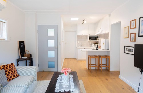 St. Heliers Casa | Sunshine Daydream w Edmund Cottage