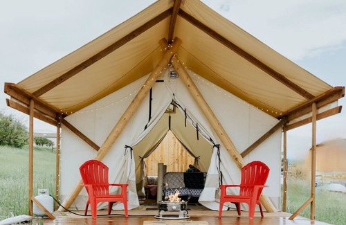 Monument Alquiler De RV | “Sunshine” Glamping, Private Bath + Hot Tub