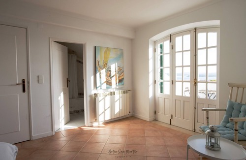 Foz do Arelho Casa | Sunshine Guest House Foz: Unveil the Mystical Vintage Oasis,embrace Tranquility!