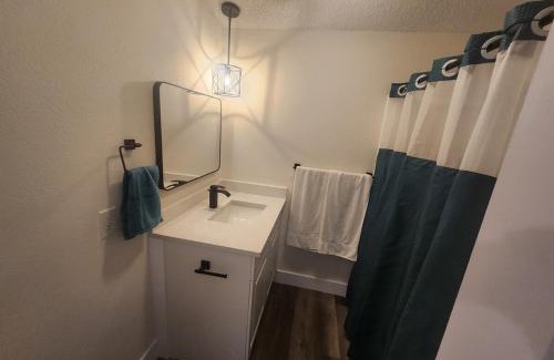 Fort Myers Beach Casa | Sunshine-Heated Pool-Ft Myers Beach-Pickleball!