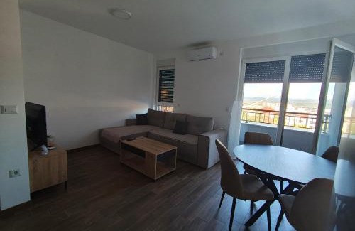 Kragujevac Apartamento | Sunshine III Apartment