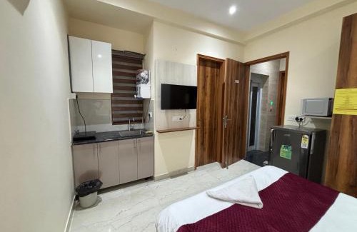 Gurugram Hotel | Sunshine