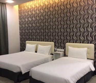 Taman Intan Casa | Sunshine Lodge