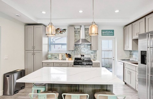 River Oaks Casa | Sunshine Retreat FTL- 3 Bedroom vacation home in downtown Ft. Lauderdale