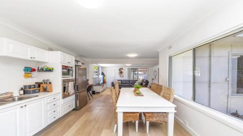 Umina Beach Casa | Sunshine Shack - Umina Beach