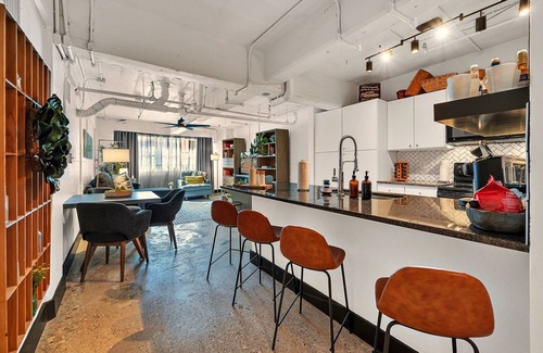 Brazos Condominio | Sunshine & Silos, Luxury Condo in Downtown Waco
