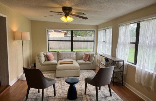 Westside Casa | Sunshine Stay