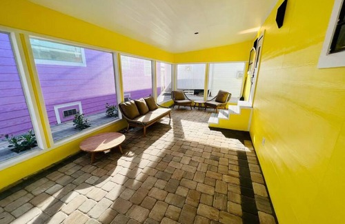 Southgate Casa | Sunshine Tiny Home Pinecraft