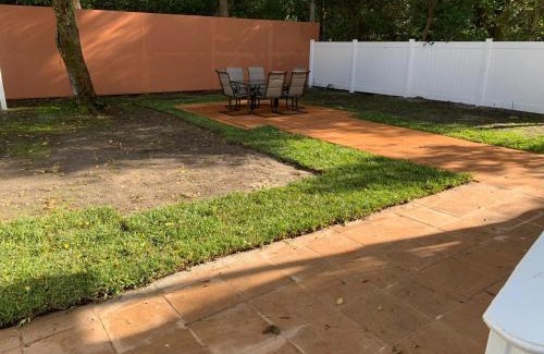 Northside Apartamento | Sunshine Villa Two
