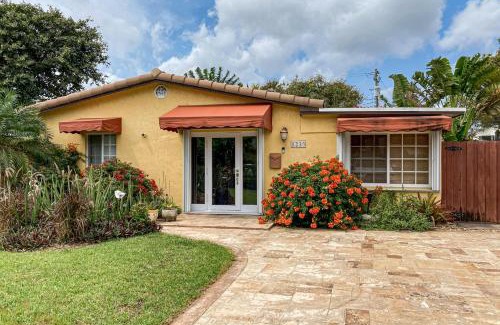 South Middle River Casa | Sunshine Villa