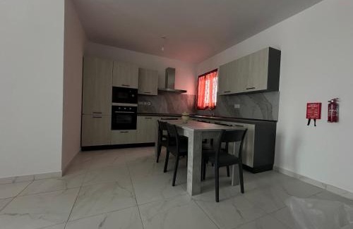 St. Andrew's Apartamento | Sunspended Residence