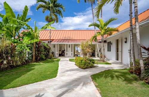 Runaway Bay Villa | Sunspot Villa 4 DORMITORIOS (Runaway Bay, North Coast Beach)