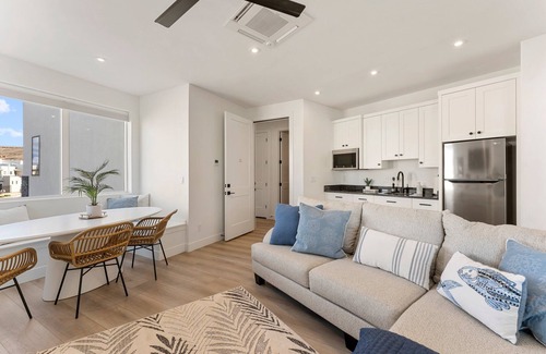 St. George Casa | Sunstone Casita: Desert Color Lagoon + Beaches
