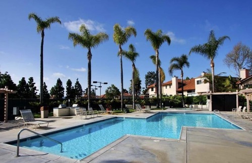 Carmel Valley Casa | Sunstream Townhome - 2 pools & hot tubs, BBQs, Tennis, Fitness Room, & Walkable