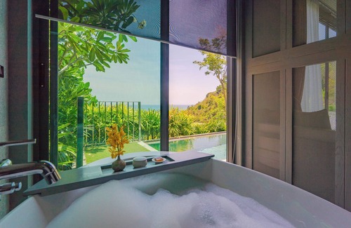 Nai Harn Hotel | Sunsuri Phuket