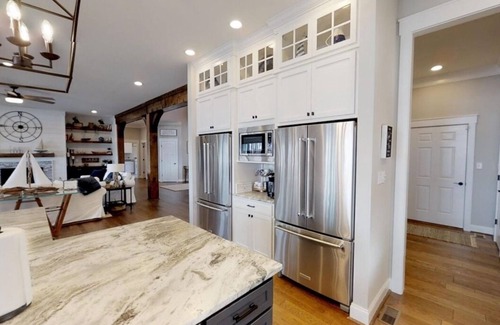 Bumpass Casa | SUNSWEPT VISTA - Fabulous 7-bedroom house at LAKE ANNA Virginia
