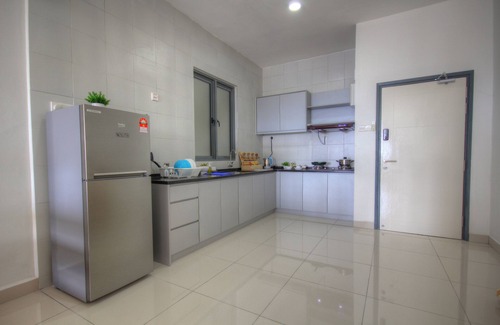 Usj 1 Apartamento | Sunway Mall @Damen Studio Ecohomz 16-02