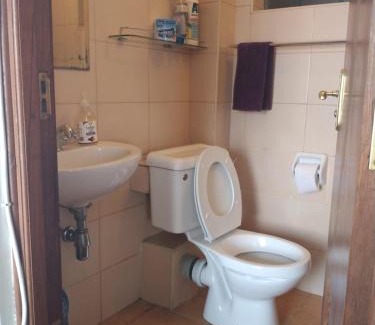 Ngara West Apartamento | Sunyee, Mvuli Suites